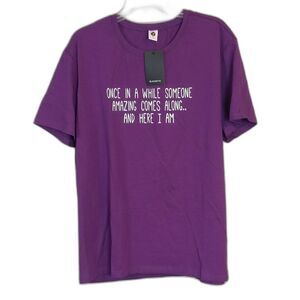 Once In A While Someone Amazing Comes Along Here I Am Purple Graphic Tee XXL